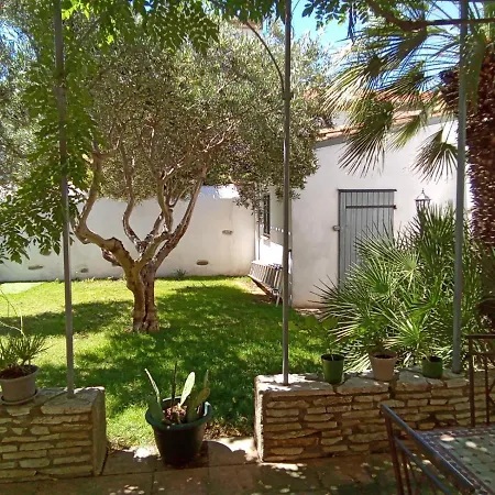 D'hotes Les Trois Rames Bed & Breakfast Carcassonne
